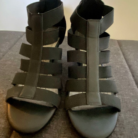 Coach and Four Black Band Open Toe Faux Leather Casual Office Heel Shoe-Sz-7.5 - Picture 3 of 15